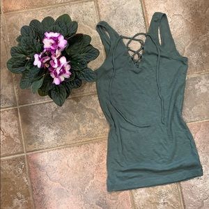 Aerie soft, reversible tank, army green